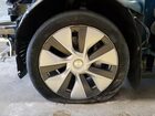 2024 Tesla Model Y Синий vin: 7SAYGDEE6RF988123 Damage: Left Front Wheel, Curb Rash, > 12 Inches
