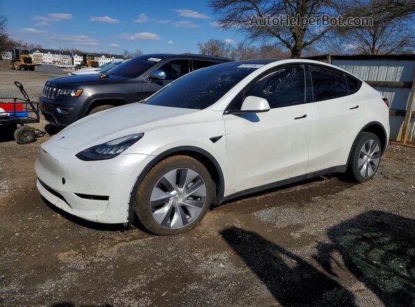 7SAYGDEE7PA129052 2023 TESLA MODEL White Front left