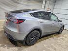 2024 Tesla Model Y Gray vin: 7SAYGDEE7RA290469