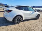 2024 Tesla Model Y Белый vin: 7SAYGDEE7RF117151