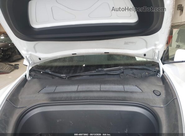 7SAYGDEE8NF438867 2022 TESLA MODEL Y White Rear view
