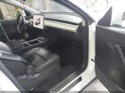 2022 Tesla Model Y Long Range Dual Motor All-wheel Drive White vin: 7SAYGDEE8NF438867