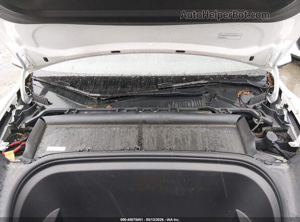 7SAYGDEE8NF568681 2022 TESLA MODEL Y White Հետևի տեսք
