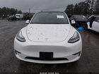 2022 Tesla Model Y Long Range Dual Motor All-wheel Drive White vin: 7SAYGDEE8NF568681