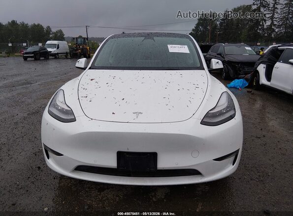 7SAYGDEE8NF568681 2022 TESLA MODEL Y White Սալոնի հետևի տեսք