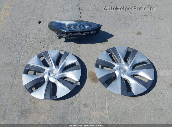 7SAYGDEE8PA034175 2023 TESLA MODEL Y Gray Instrument cluster view