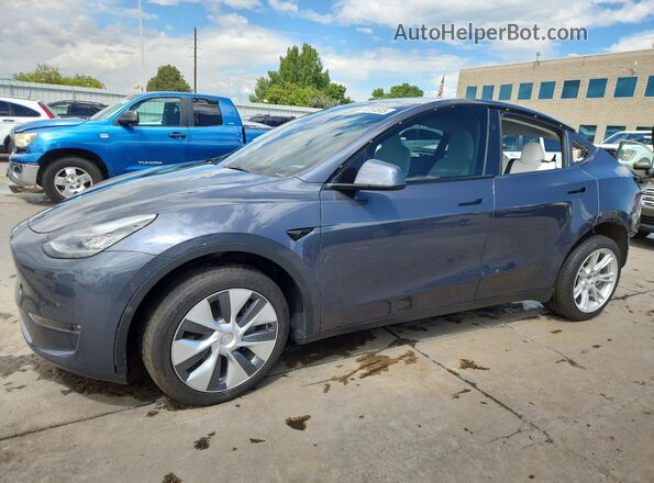 7SAYGDEE8PA150136 2023 TESLA MODEL Серый Передняя левая четверть