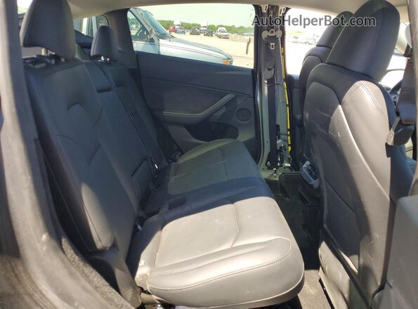 7SAYGDEE8PA202591 2023 TESLA MODEL Gray უკანა სალონის ხედი