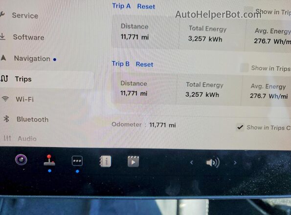 7SAYGDEE8PA202591 2023 TESLA MODEL Gray ხელსაწყოთა პანელის ხედი