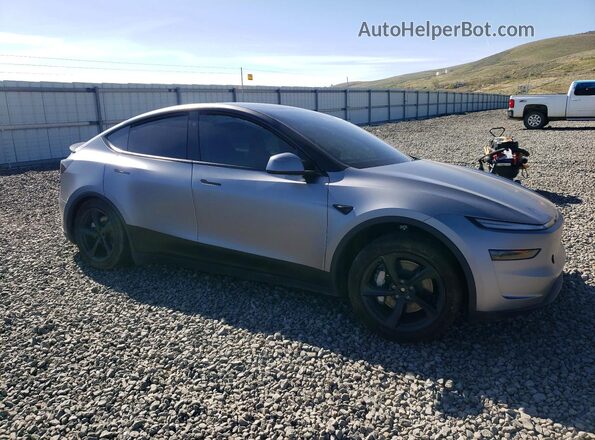 7SAYGDEE8TF461482 2026 TESLA MODEL Silver Передня права чверть