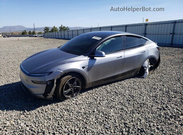 7SAYGDEE8TF461482 2026 TESLA MODEL Silver Передня ліва чверть