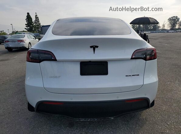 7SAYGDEE9NF558760 2022 TESLA MODEL White Rear view