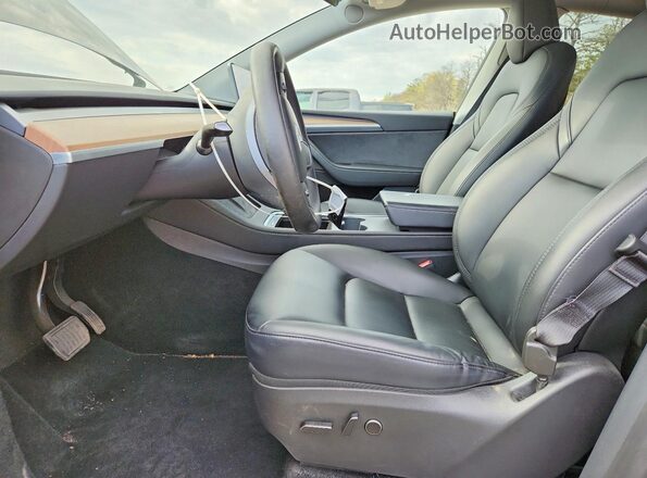 7SAYGDEE9PA155622 2023 TESLA MODEL Charcoal Вид салону спереду