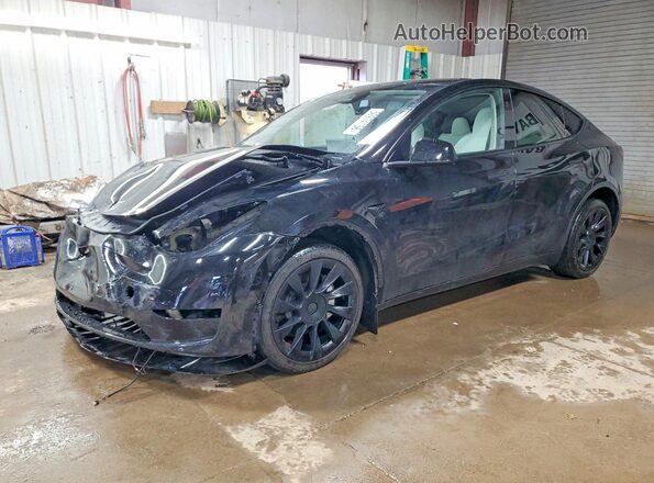 7SAYGDEE9PA166751 2023 TESLA MODEL Black Առջևի ձախ երեք քառորդ տեսարան