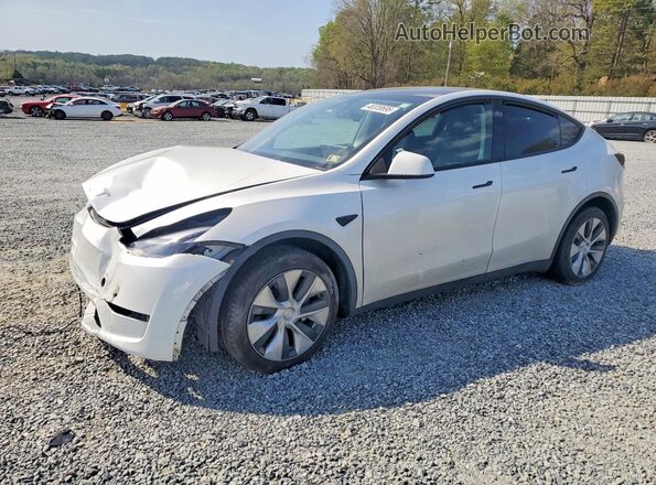 7SAYGDEE9PF671966 2023 TESLA MODEL Белый Передняя левая четверть