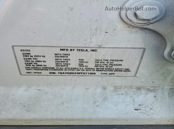 7SAYGDEE9PF671966 2023 TESLA MODEL Белый Вид подкапотного пространства