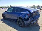 2023 Tesla Model Y Blue vin: 7SAYGDEE9PF748576