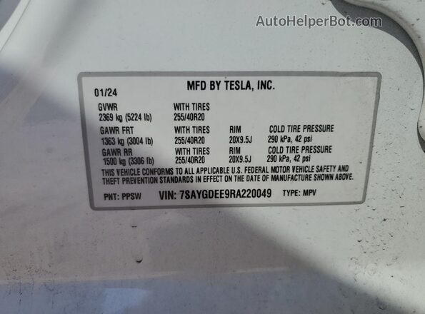 7SAYGDEE9RA220049 2024 TESLA MODEL White 360 interior view
