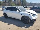 2024 Tesla Model Y White vin: 7SAYGDEE9RA220049