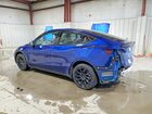 2024 Tesla Model Y Blue vin: 7SAYGDEE9RA282678