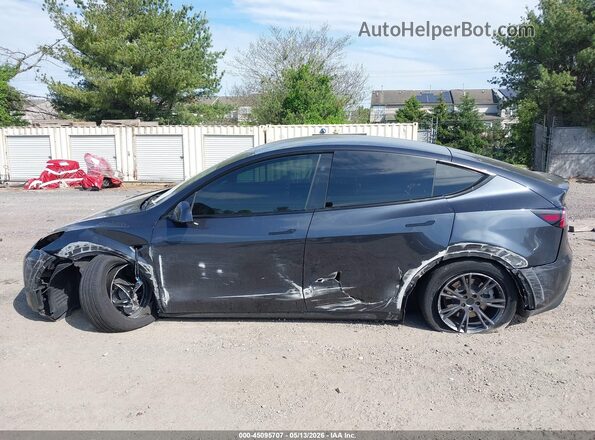 7SAYGDEE9RA329434 2024 TESLA MODEL Y Gray Vista interior de 360 grados