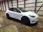 2025 Tesla Model Y Белый vin: 7SAYGDEE9SF223011
