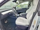 2025 Tesla Model Y Белый vin: 7SAYGDEE9SF223011