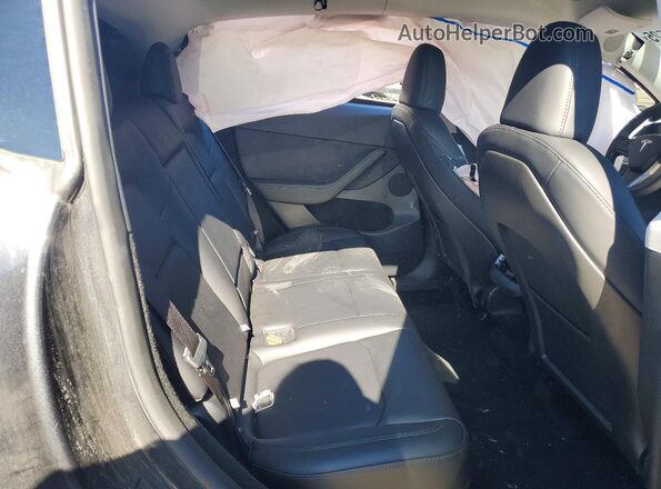 7SAYGDEE9SF300007 2025 TESLA MODEL Gray უკანა სავარძლების ხედი