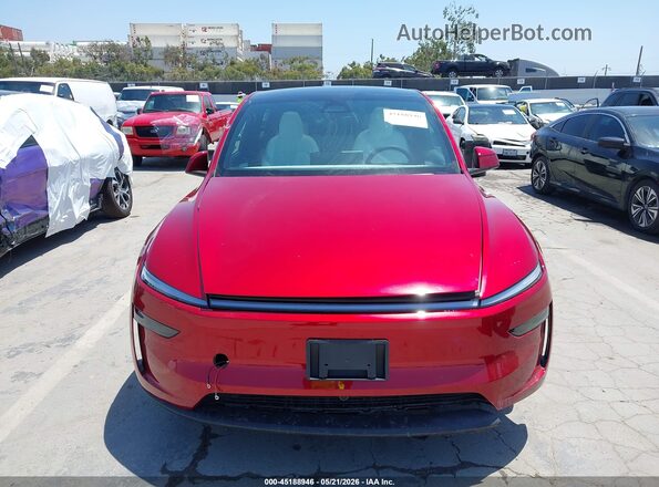 7SAYGDEE9TF574731 2026 TESLA MODEL Y Red Առջևի վահանակի տեսք