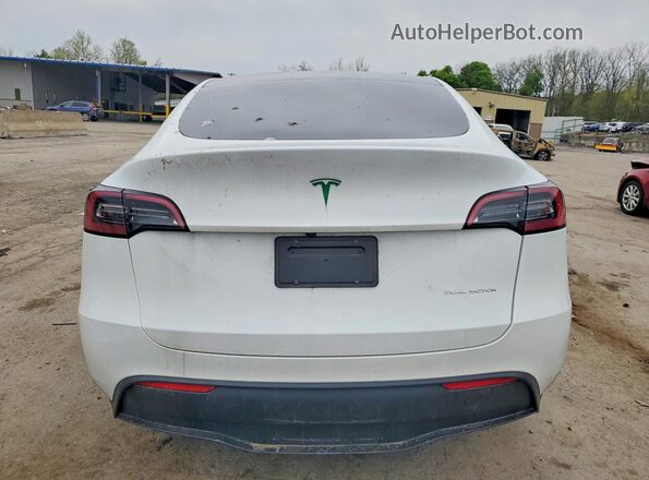 7SAYGDEEXPA149019 2023 TESLA MODEL Белый Вид сзади