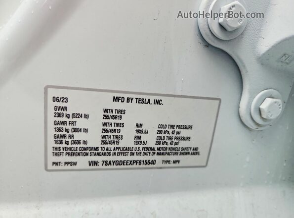 7SAYGDEEXPF815640 2023 TESLA MODEL Белый Вид наклейки с VIN-кодом