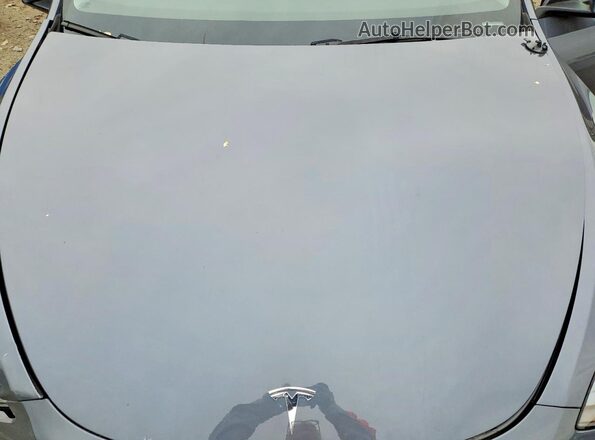 7SAYGDEEXPF882643 2023 TESLA MODEL Charcoal Vista del compartimento del motor