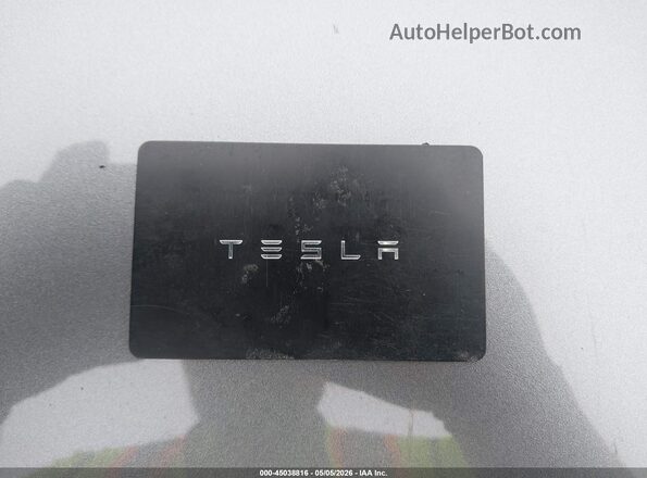 7SAYGDEEXPF967840 2023 TESLA MODEL Y Черный Вид панели приборов
