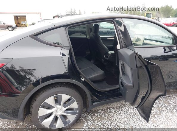 7SAYGDEEXPF967840 2023 TESLA MODEL Y Черный Вид наклейки с VIN-кодом