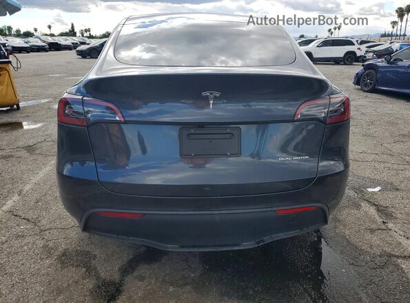 7SAYGDEEXRF062310 2024 TESLA MODEL Серый Вид сзади