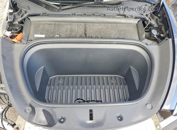 7SAYGDEEXRF062310 2024 TESLA MODEL Серый Вид подкапотного пространства