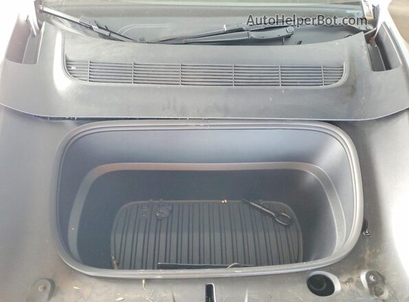 7SAYGDEEXTF412767 2026 TESLA MODEL White Вид задньої частини салону