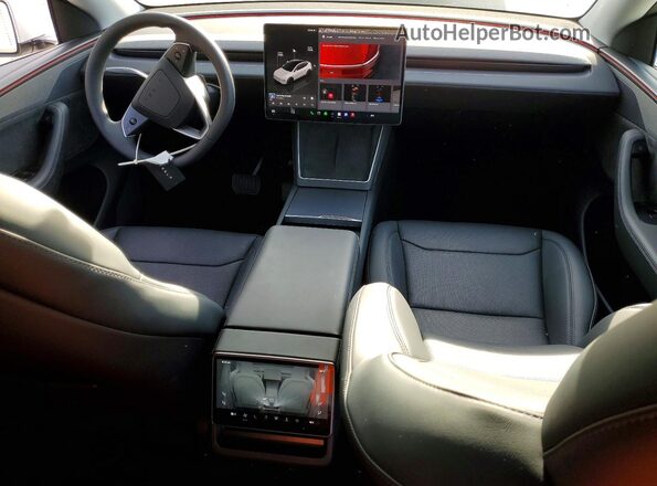 7SAYGDEEXTF518068 2026 TESLA MODEL White Vista del salpicadero