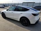 2026 Tesla Model Y White vin: 7SAYGDEEXTF518068