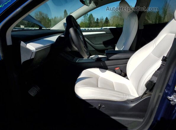 7SAYGDEF0PF705639 2023 TESLA MODEL Синий Вид салона спереди