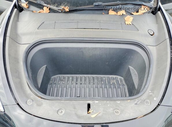 7SAYGDEF2NF326512 2022 TESLA MODEL Black Vista del compartimento del motor