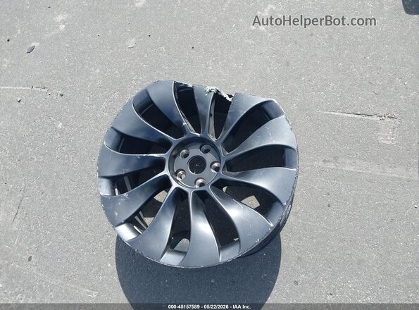 7SAYGDEF2NF515693 2022 TESLA MODEL Y Gray Widok deski rozdzielczej