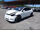 2022 Tesla Model Y Performance Dual Motor All-wheel Drive White vin: 7SAYGDEF2NF564568