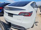 2022 Tesla Model Y Белый vin: 7SAYGDEF3NF407048