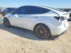 2024 Tesla Model Y White vin: 7SAYGDEF3RF027908