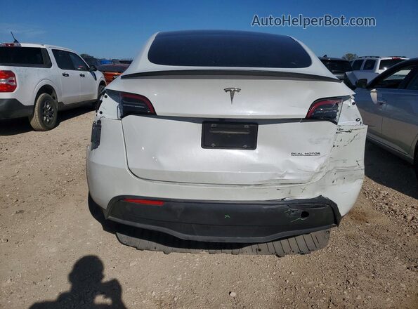 7SAYGDEF3RF027908 2024 TESLA MODEL White Widok z tyłu