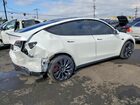 2024 Tesla Model Y White vin: 7SAYGDEF3RF056387