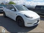 2022 Tesla Model Y Performance Dual Motor All-wheel Drive White vin: 7SAYGDEF4NF523875