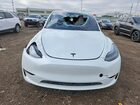 2025 Tesla Model Y White vin: 7SAYGDEF6SA353611