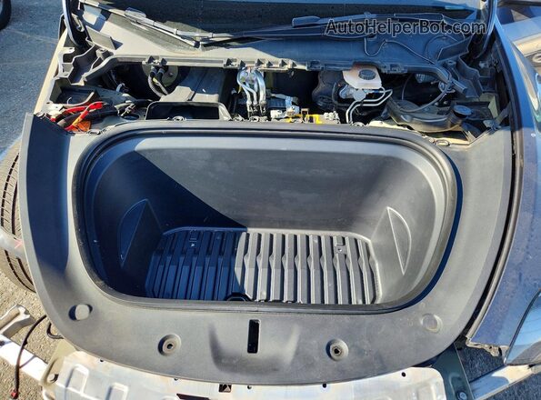 7SAYGDEF7NF379772 2022 TESLA MODEL Gray Вид підкапотного простору